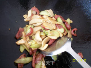 Sausage and Pleurotus Eryngii recipe
