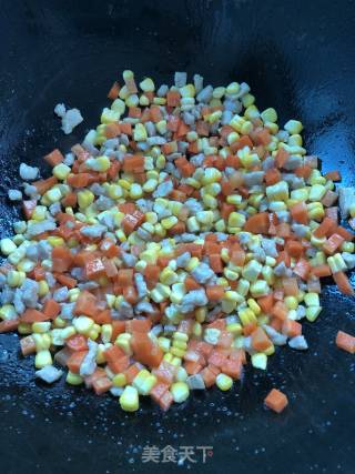 Stir-fried Diced Pork with Carrots and Corn recipe