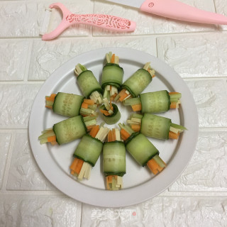 Cold Cucumber Rolls recipe