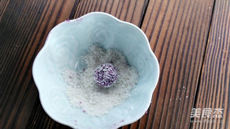 Purple Sweet Potato Coconut Ball recipe
