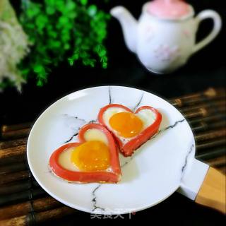 Summer Lazy Breakfast~fried Eggs with Love recipe