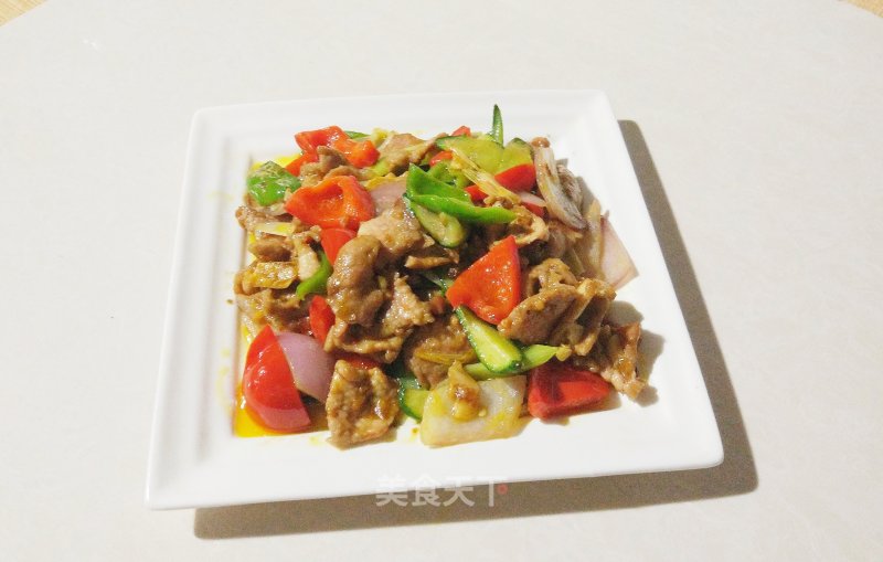 Meat Dishes-fried Pork with Onion and Cucumber