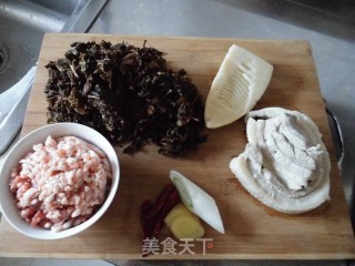 Plum Dried Vegetable Meat Bun recipe