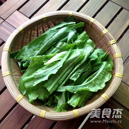 Lettuce with Tempeh and Dace in Oil recipe