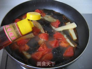 Potato Tomato Seaweed Soup recipe