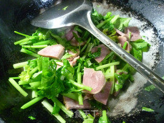 Stir-fried Pork Tongue with Celery recipe