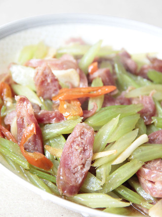 Celery Stir-fried Sausage recipe