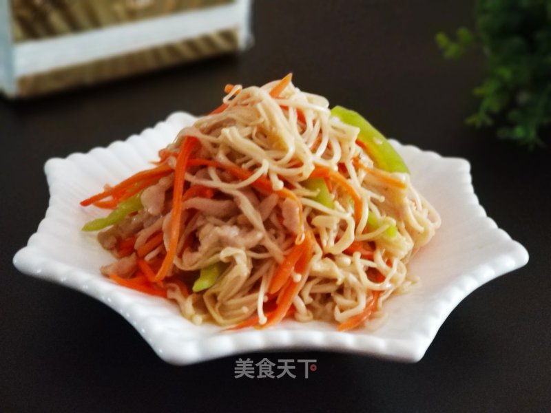 Stir-fried Shredded Pork with Enoki Mushroom recipe