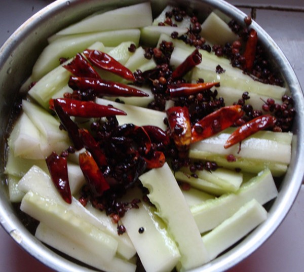 Spicy Cucumber Strips recipe