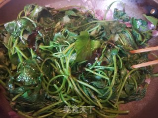 Stir-fried Potato Leaves with Shallots recipe