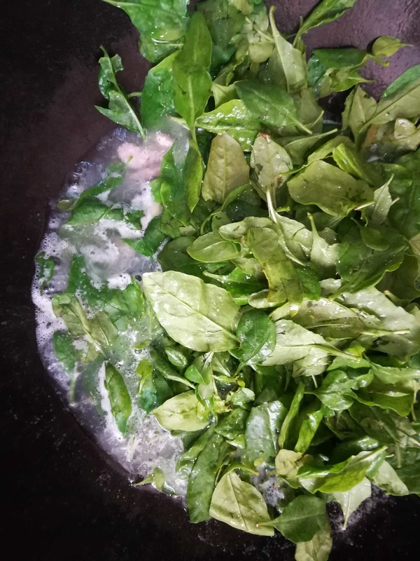 Chinese Wolfberry Leaves in Soup recipe