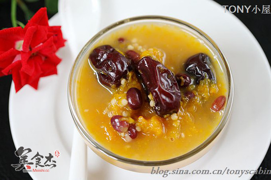 Pumpkin, Red Dates and Coarse Grains Porridge recipe