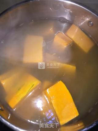Pumpkin Mung Bean Soup recipe