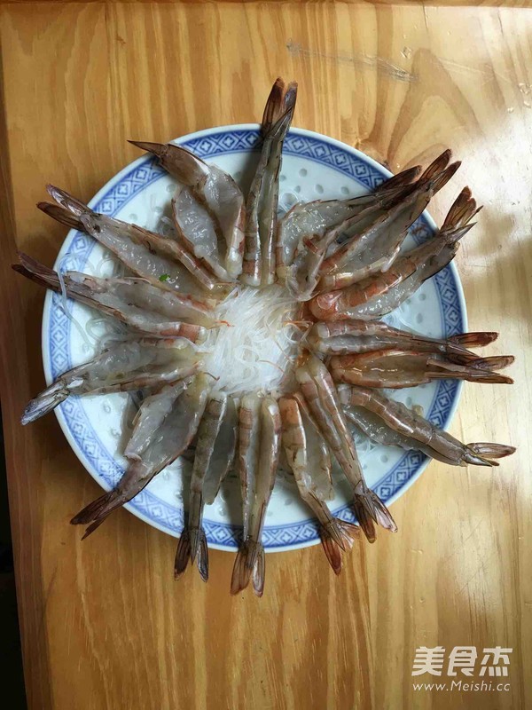 Steamed Sea Prawns with Garlic Vermicelli recipe