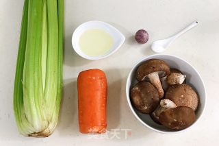 Vegetarian Fried Celery and Shiitake Mushrooms recipe