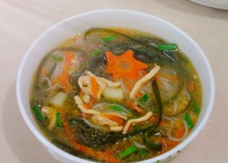 Chicken Shredded Seaweed Vermicelli Soup recipe