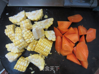 Carrot Corn Peanut Crucian Carp Soup recipe