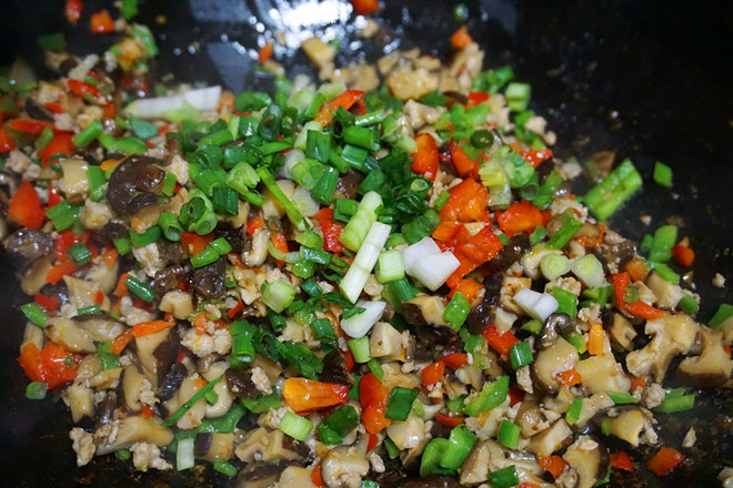 Minced Meat and Shiitake Mushrooms recipe