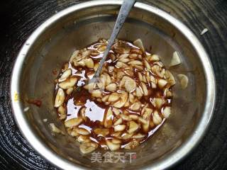 Steamed Yellow Sand Clam with Garlic Pepper recipe