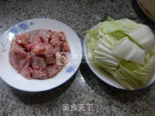 Boiled Chicken Skeleton with Cabbage recipe