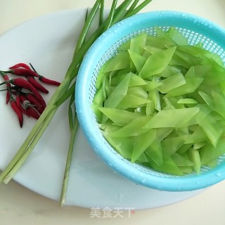 Stir-fried Lettuce Slices recipe