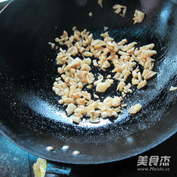 Stir-fried Shrimp with Dried Radish recipe