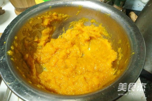 Bean Paste Pumpkin Pie recipe