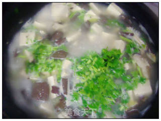 Sheep Blood Tofu Soup recipe