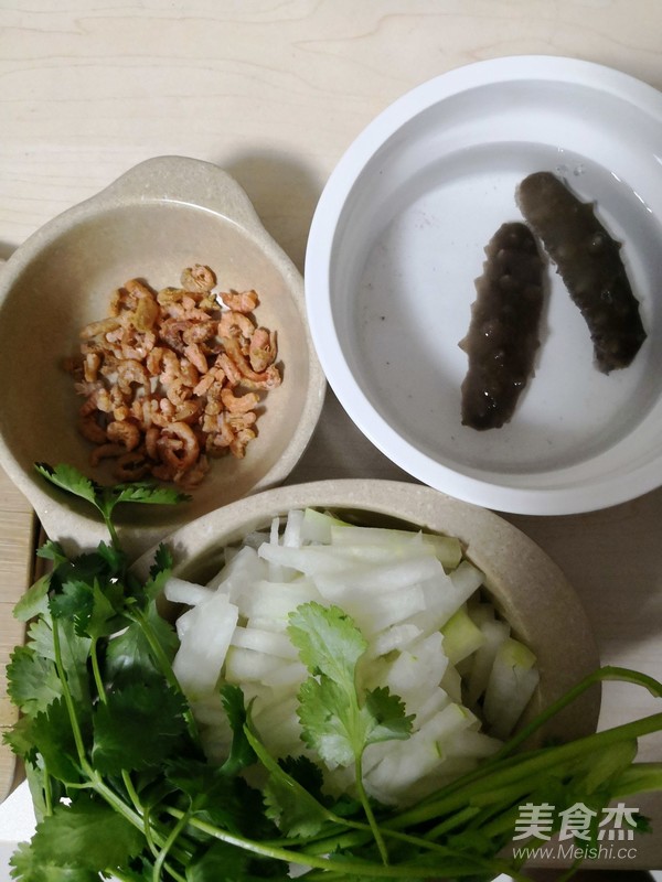 Three Fresh Sea Cucumber Soup recipe