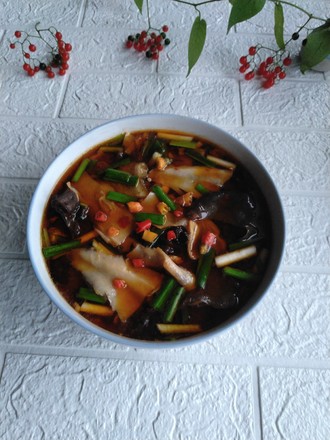 Squid Slices in Sour Soup