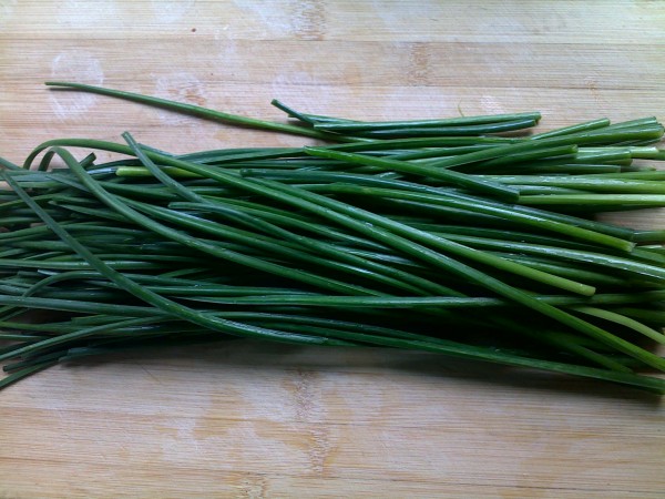 Stir-fried Chives with Dried Tofu recipe