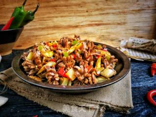 Stir-fried Taro Lotus with Chicken Gizzard Flowers recipe