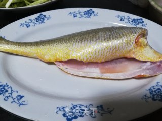 Steamed Yellow Croaker recipe