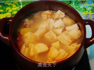 [hebei] Lotus Root Salted Goose Pot recipe