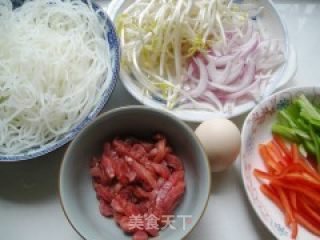 Stir-fried Rice Noodles recipe