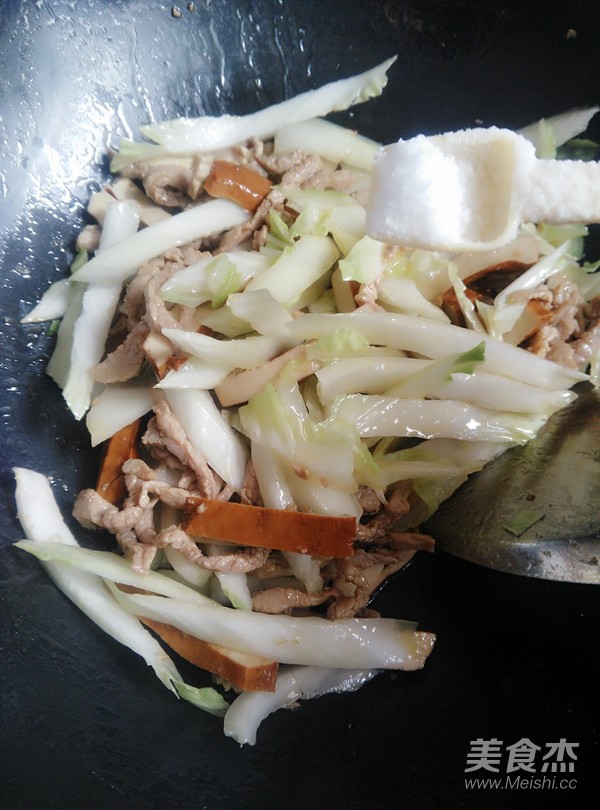 Stir-fried Pork with Dried Cabbage recipe