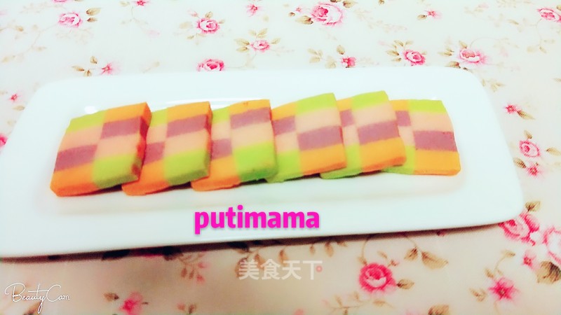 Homemade Colored Biscuits recipe
