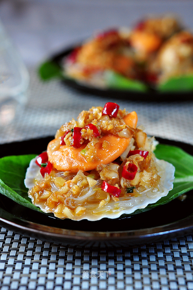 Steamed Scallops with Garlic Vermicelli recipe