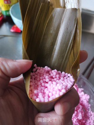 Pink Crystal Sago Dumplings recipe