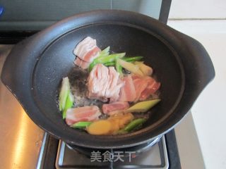 Pork Belly with Mushrooms and Bamboo Shoots recipe