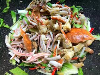 Fried Noodles with Seafood recipe