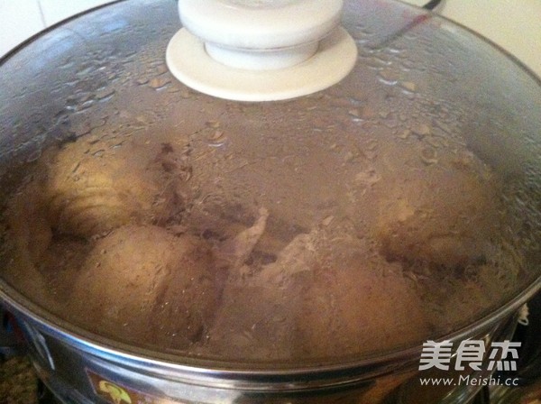 Black Bean Noodle Mantou Roll recipe