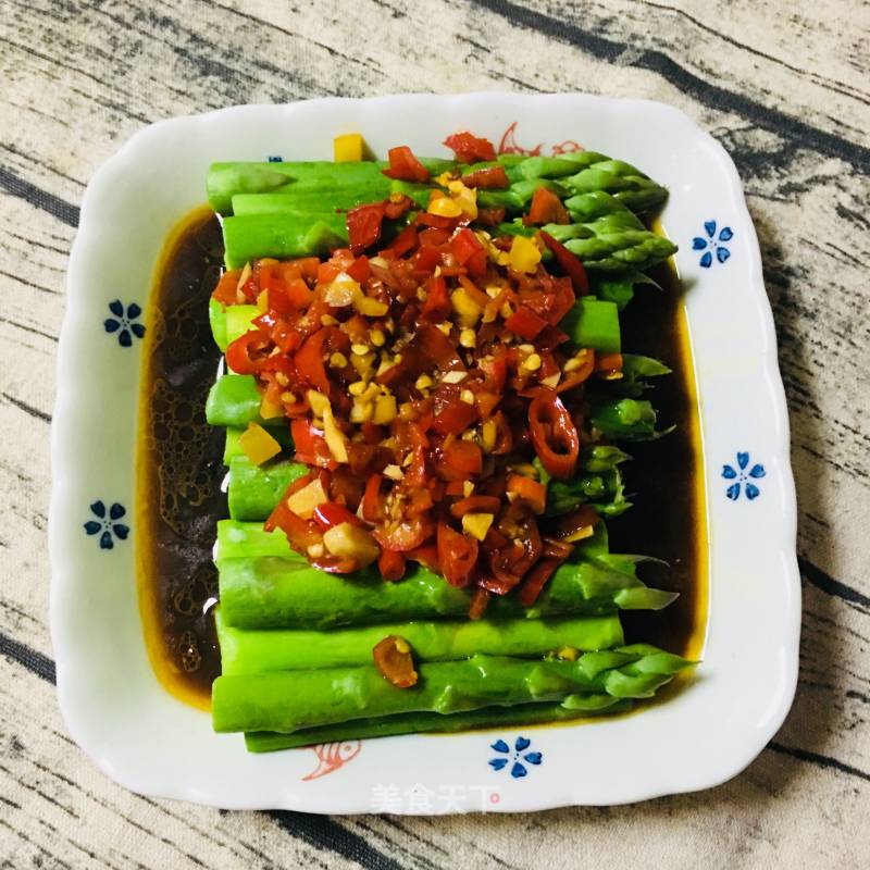 Asparagus with Chopped Peppers recipe