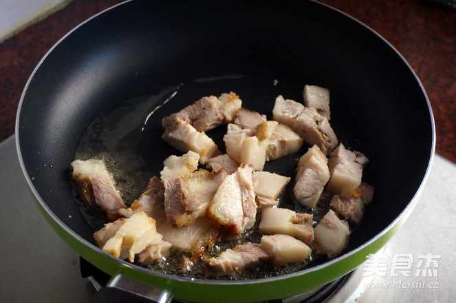 Braised Pork Belly with Lotus Root recipe