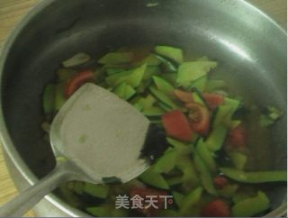 Stir-fried Squash with Tomatoes recipe