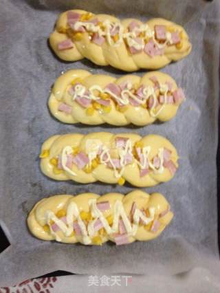 Bacon Corn Salad Braid Bread recipe