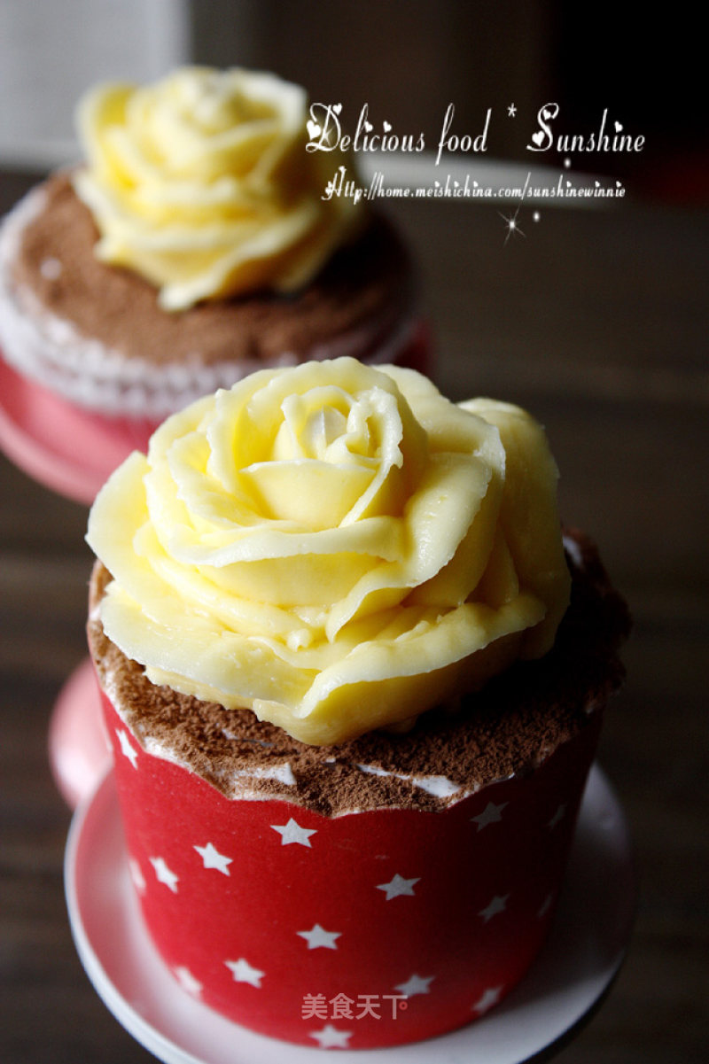 Edible Roses-----rose Cupcakes recipe