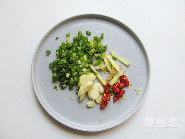 Pork Blood Stewed Tofu recipe