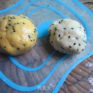 Two-color Sesame Twist recipe