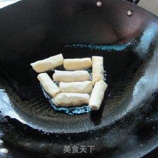 Pan-fried Taro Rolls recipe